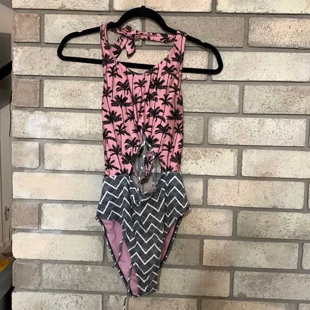 3for$20 one piece swim junior medium